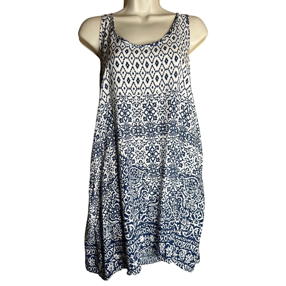 J. Valdi White And Navy Patterned Cover Up S NWT